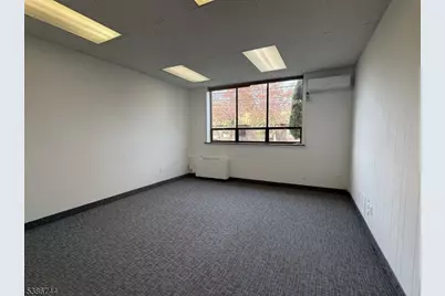 28 Millburn Ave, Springfield, NJ 07081 - Photo 8