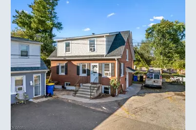 120B Little Pl, South Bound Brook Boro, NJ 08880 - Photo 2