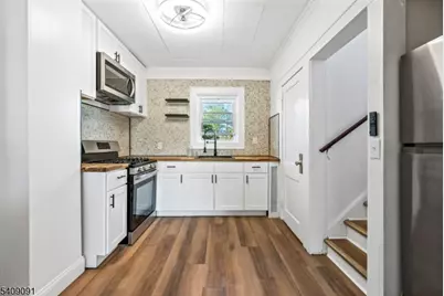 120B Little Pl, South Bound Brook Boro, NJ 08880 - Photo 6