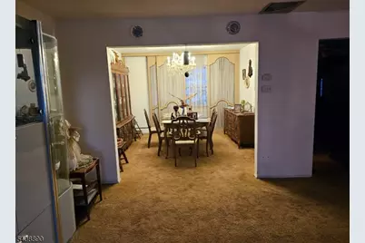 2469 Macarthur Dr, Union Township, NJ 07083 - Photo 6