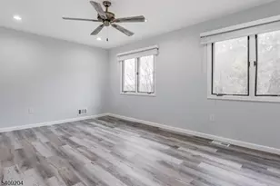 111 Patriots Rd, Parsippany, NJ 07950 - Photo 26