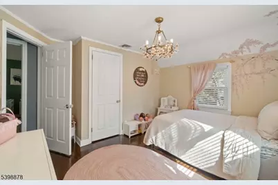 24 E Harrison Pl, Livingston, NJ 07039 - Photo 24