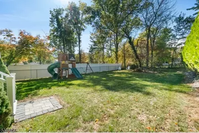 24 E Harrison Pl, Livingston, NJ 07039 - Photo 6