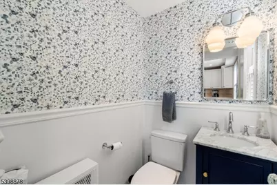 24 E Harrison Pl, Livingston, NJ 07039 - Photo 30