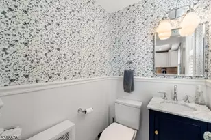 24 E Harrison Pl, Livingston, NJ 07039 - Photo 30