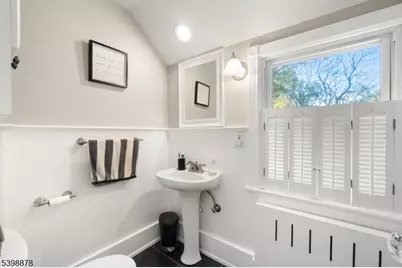 24 E Harrison Pl, Livingston, NJ 07039 - Photo 28