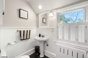 24 E Harrison Pl, Livingston, NJ 07039 - Photo 28