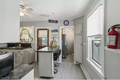 142 Bonna Villa Ave, Roselle, NJ 07203 - Photo 8