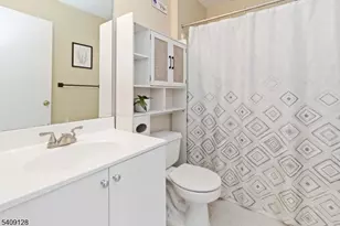 1625 King Ct, Green Brook Township, NJ 08812 - Photo 12