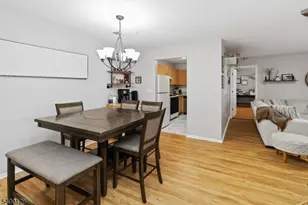 1625 King Ct, Green Brook Township, NJ 08812 - Photo 4