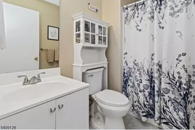 1625 King Ct, Green Brook Township, NJ 08812 - Photo 10