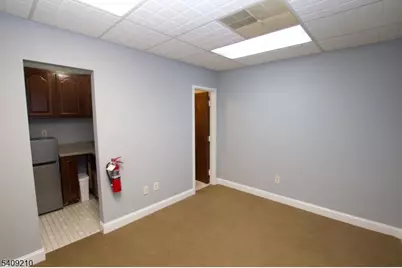 490 Schooleys Mountain Rd, Washington Township, NJ 07840 - Photo 8