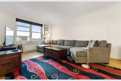 8450 Blvd East #1H, North Bergen Twp., NJ 07047 - Photo 4