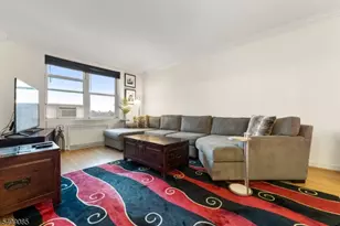 8450 Blvd E, North Bergen Twp., NJ 07047 - Photo 4