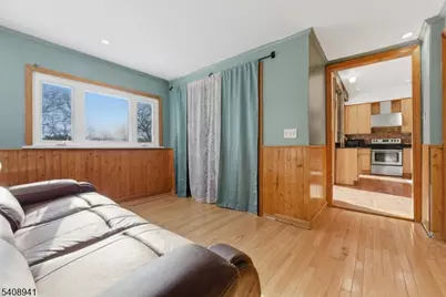 117 Dupont Ave, Hopatcong, NJ 07843 - Photo 16