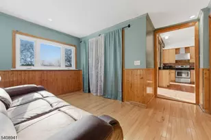 117 Dupont Ave, Hopatcong, NJ 07843 - Photo 16