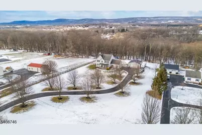 88 Sherman Ridge Rd, Wantage, NJ 07461 - Photo 2