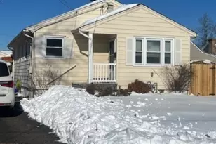 533 Edgeworth St, Middlesex, NJ 08846 - Photo 1