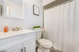 10 Augusta Dr, Vernon, NJ 07462 - Photo 22