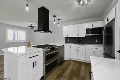 2 Davos Dr #7, Vernon, NJ 07462 - Photo 2