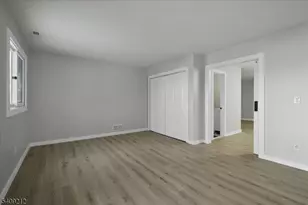 2 Davos Dr, Vernon, NJ 07462 - Photo 20