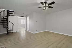 2 Davos Dr, Vernon, NJ 07462 - Photo 26