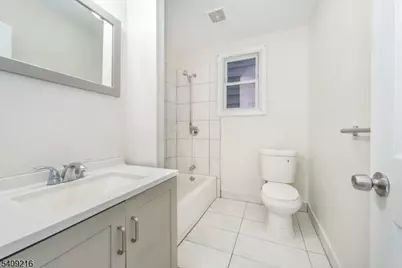 1022 E 22nd St, Paterson, NJ 07513 - Photo 10