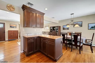 23 Locust Dr, Hanover Township, NJ 07950 - Photo 8