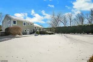 23 Locust Dr, Hanover Township, NJ 07950 - Photo 32