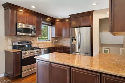 23 Locust Dr, Hanover Township, NJ 07950 - Photo 6