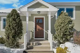 23 Locust Dr, Hanover Township, NJ 07950 - Photo 4