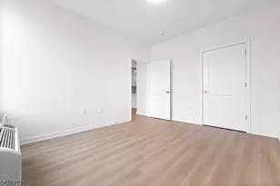 321 E 3rd St, Plainfield, NJ 07060 - Photo 22