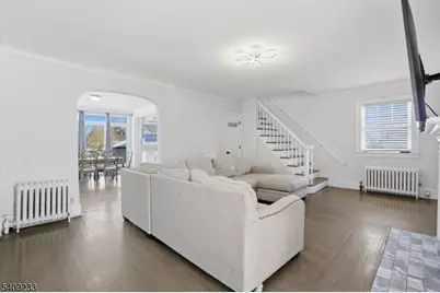 241 Hillside Rd, Elizabeth, NJ 07208 - Photo 10