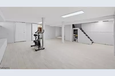 241 Hillside Rd, Elizabeth, NJ 07208 - Photo 18