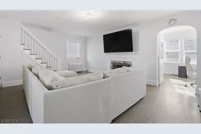 241 Hillside Rd, Elizabeth, NJ 07208 - Photo 8