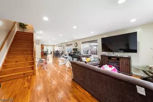 226 Pennsylvania Railroad A, Linden, NJ 07036 - Photo 2