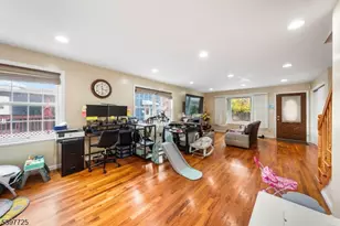 226 Pennsylvania Railroad A, Linden, NJ 07036 - Photo 8