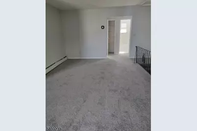 421 Hudson St, Hackensack, NJ 07601 - Photo 2