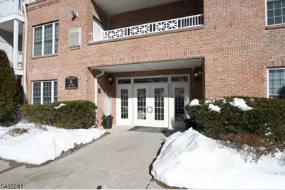 6208 Brookhaven Ct, Riverdale, NJ 07457 - Photo 2