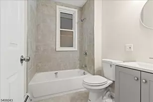 61 Columbia Ave, Newark, NJ 07106 - Photo 8