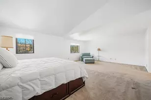 175 Castle Ridge Dr, East Hanover Township, NJ 07936 - Photo 28