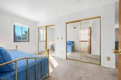 175 Castle Ridge Dr, East Hanover Township, NJ 07936 - Photo 20