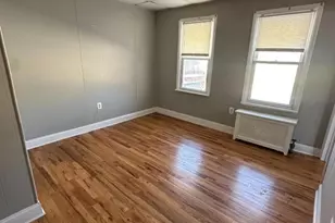 521 Chestnut St, Orange, NJ 07050 - Photo 2