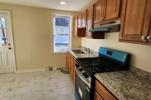 252 Montgomery St, Bloomfield, NJ 07003 - Photo 2