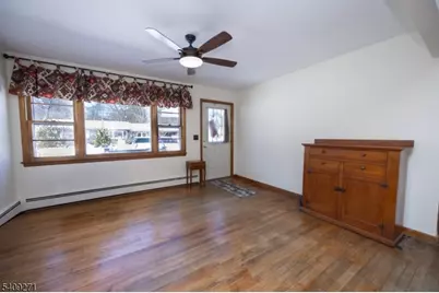 26 Aspen Ln, West Milford Twp., NJ 07480 - Photo 4