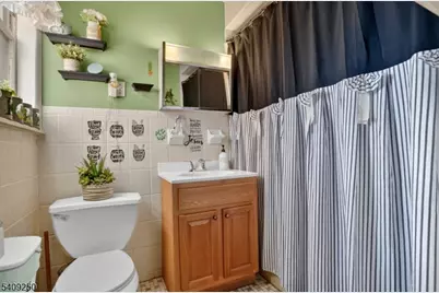 761 Mount Prospect Ave, Newark, NJ 07104 - Photo 16