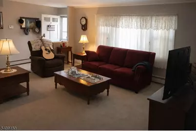 11 Juniper Dr, Readington, NJ 08889 - Photo 8