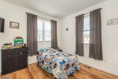 102 Miller St, Hackettstown, NJ 07840 - Photo 12