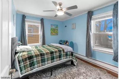 19 Irving St, East Orange, NJ 07018 - Photo 10