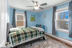 19 Irving St, East Orange, NJ 07018 - Photo 10